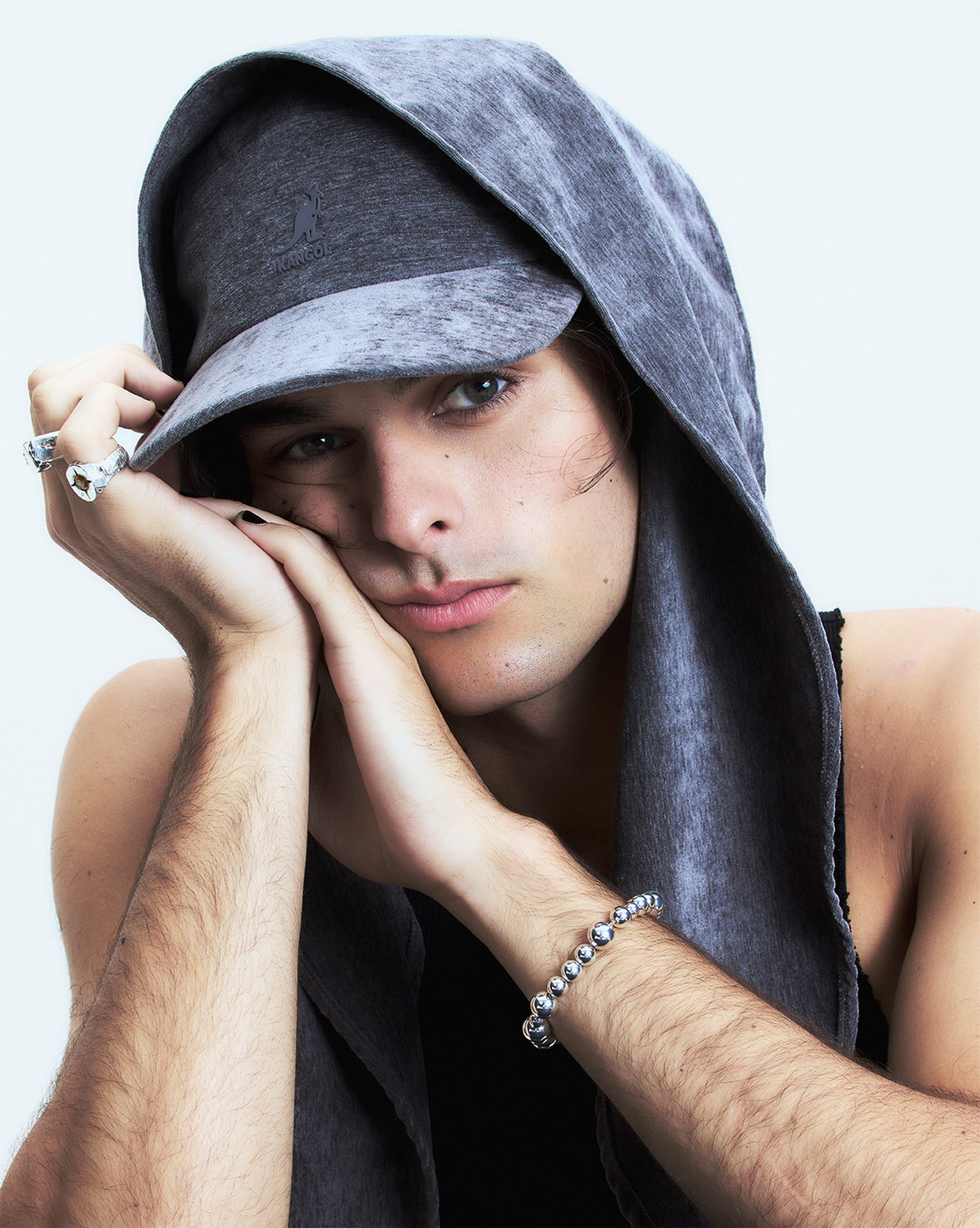 Velvet Drape 5-Panel - Image 9